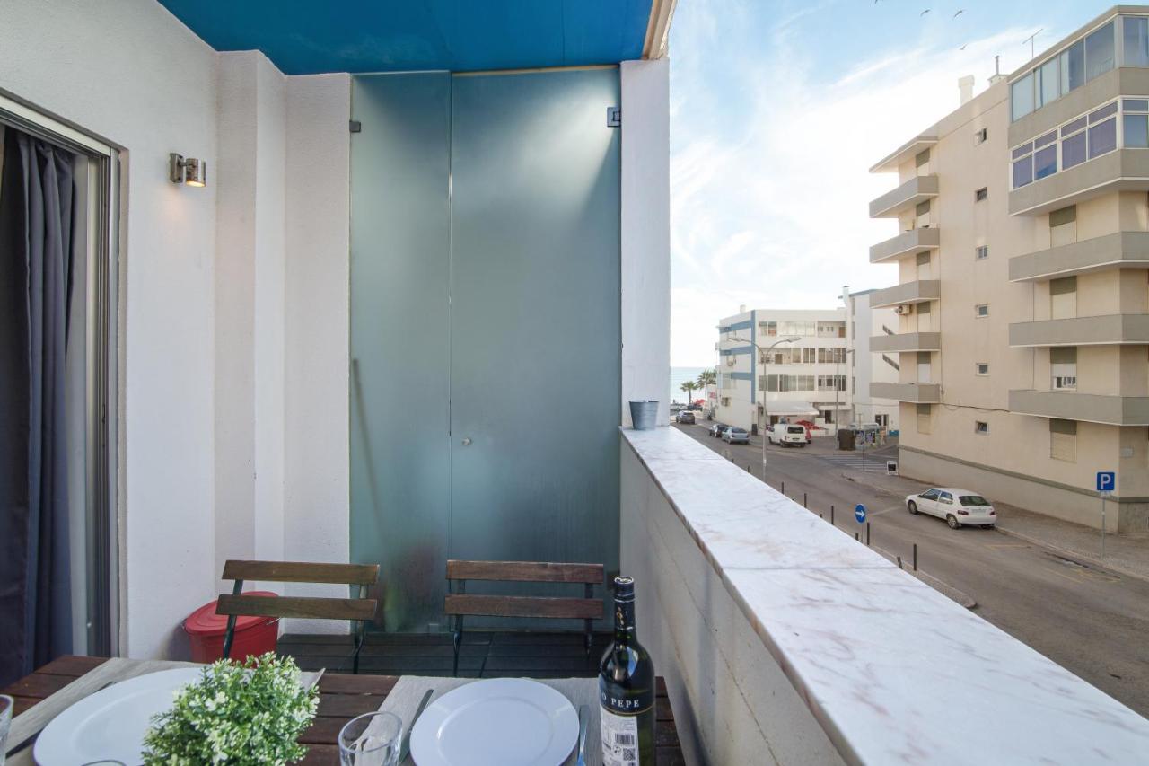 Modern Apartment By The Sea Quarteira Exterior foto